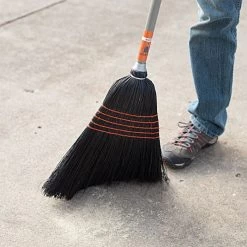 Leonard Lightweight Corn Broom -Garden Warehousing 22cb 4