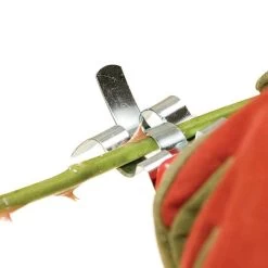 Thorn Stripper And Leaf Removal Tool -Garden Warehousing 280dt 1