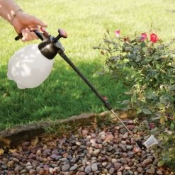 Solo Handheld Sprayer, 2 Liter With 2-foot Wand -Garden Warehousing 420l 8
