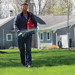 Chapin Professional Bag Seeder 25 Pound Capacity -Garden Warehousing 84700a 3