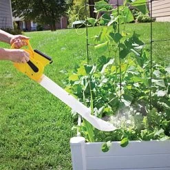 Dustin Mizer Applicator With Diatomaceous Earth -Garden Warehousing dm1212 8 1