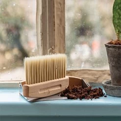 Table Dustpan And Brush -Garden Warehousing gt183am 3 1