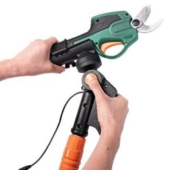 Scotts Cordless Lithium Pruner With Pole -Garden Warehousing pr17216ps 5