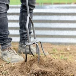 Twist Tiller -Garden Warehousing tnt 4 3